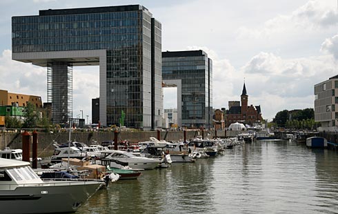 Rheinauhafen Kranhäuser